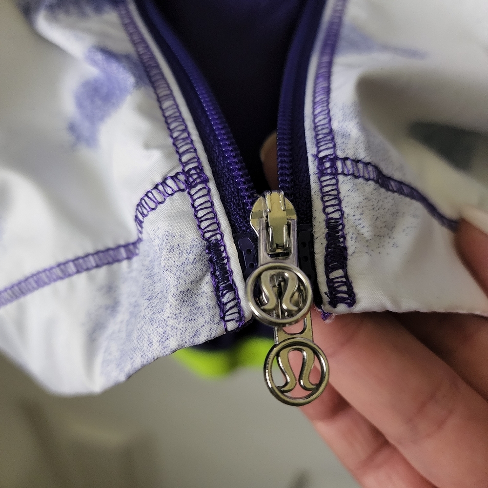 Lululemon biking jacket - Picture 8 of 9